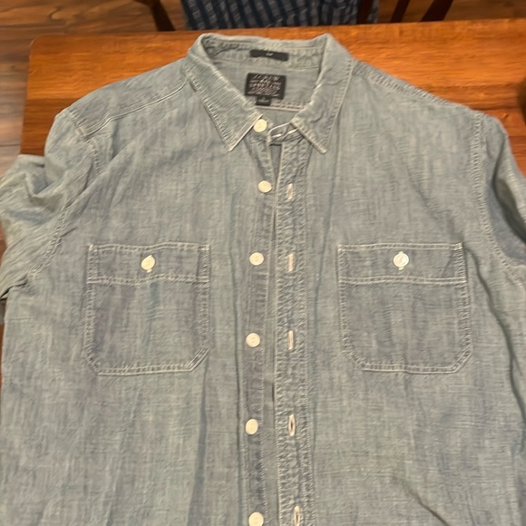 JCrew Chambray Large Slim Men’s - Picture 1 of 2